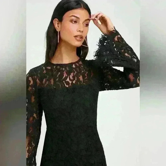 NWT Enrapturing Elegance Black Lace Long Sleeve Midi Dress Size Small - Picture 3 of 7